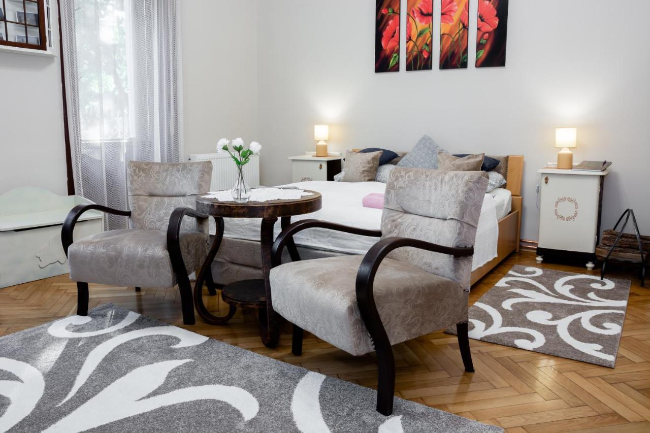 Ekszerdoboz Apartman Eger Apartment ภายนอก รูปภาพ