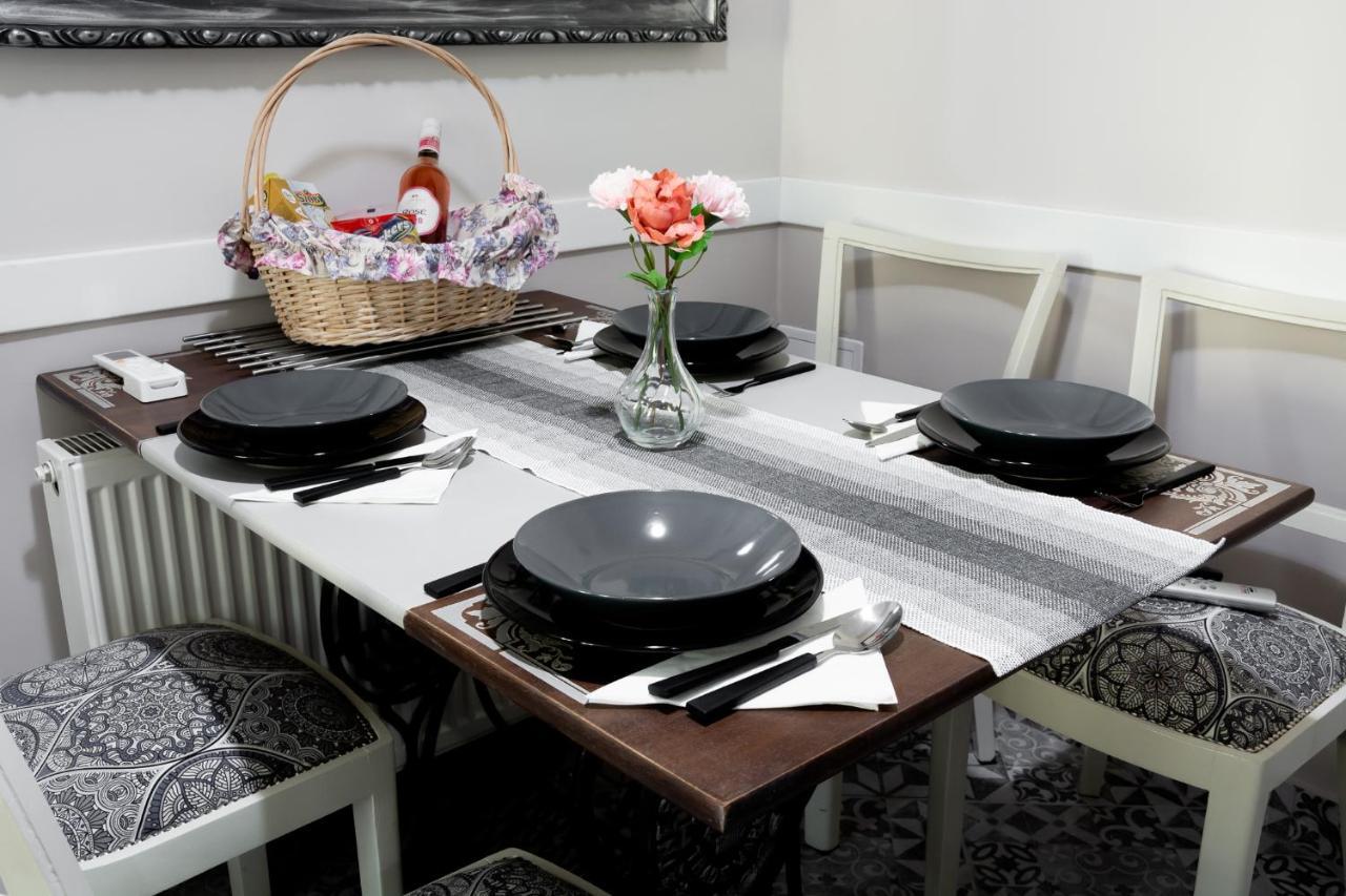 Ekszerdoboz Apartman Eger Apartment ภายนอก รูปภาพ