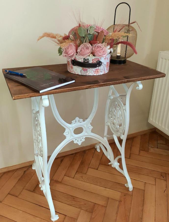 Ekszerdoboz Apartman Eger Apartment ภายนอก รูปภาพ