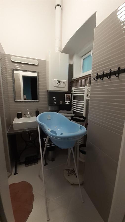Ekszerdoboz Apartman Eger Apartment ภายนอก รูปภาพ